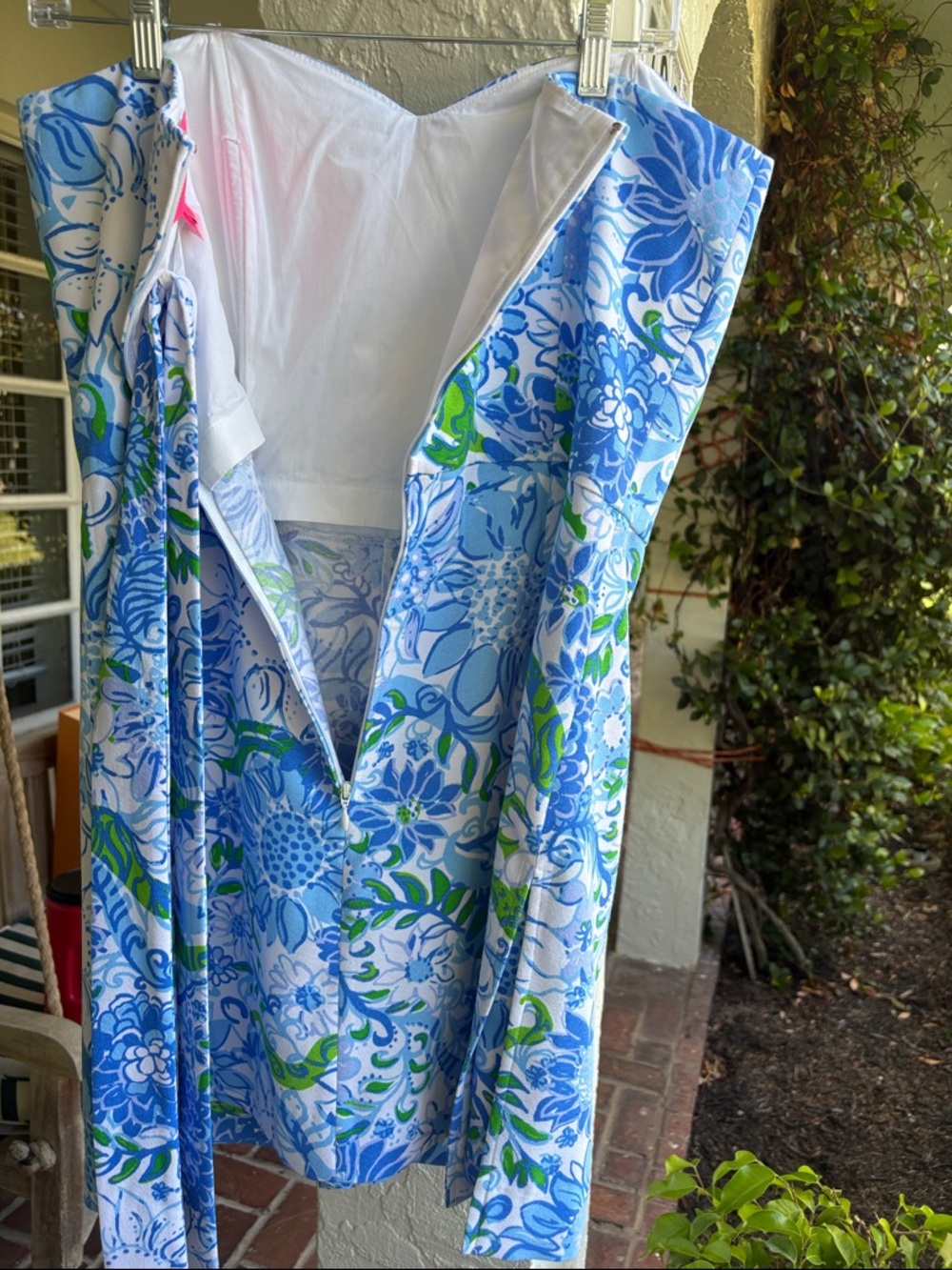 Lilly Pulitzer Blue, White & Green skort with belt not attached - Picture 7 of 15